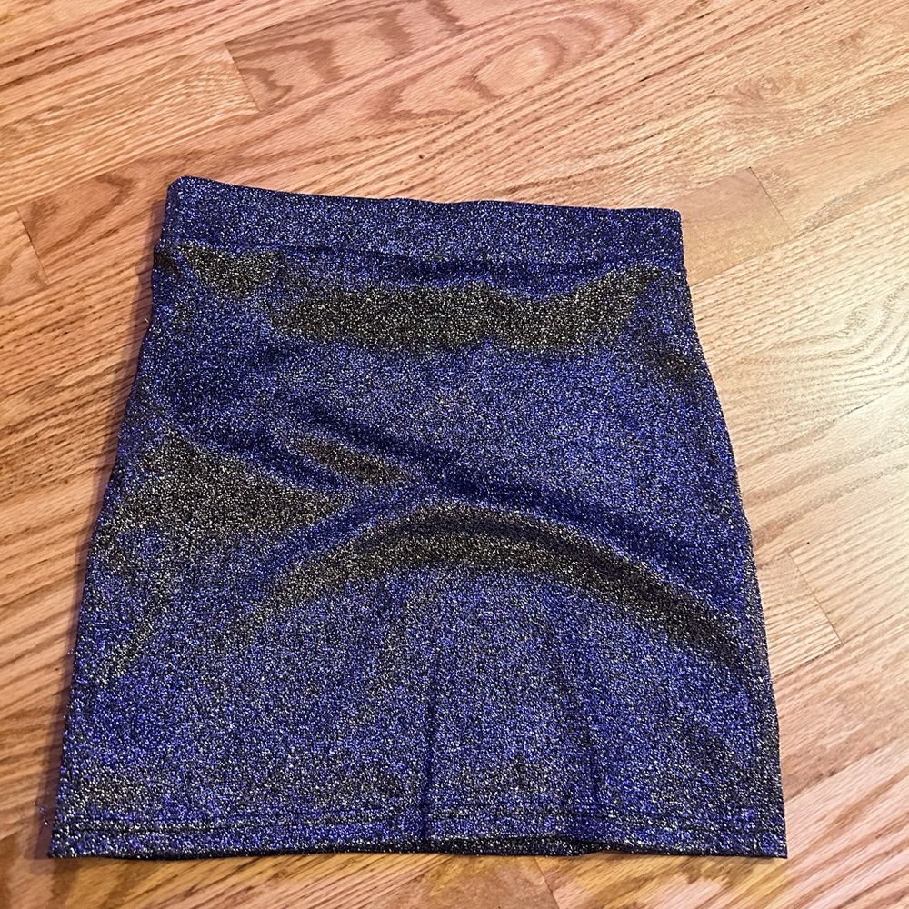 Forever 21 Silver sparkly skirt